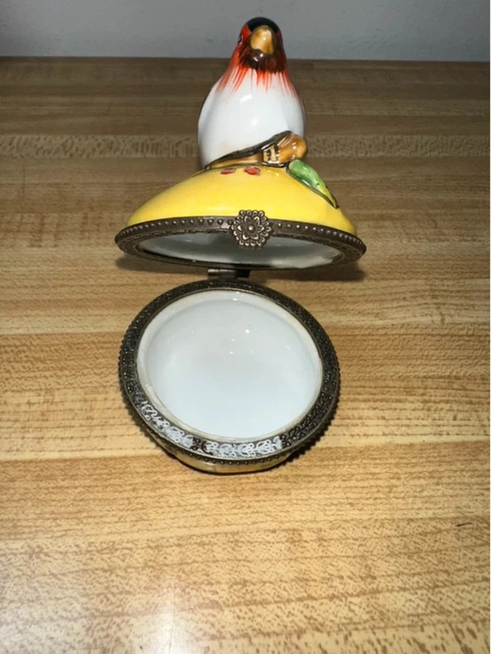 Vintage Porcelain Bird Hinged Trinket Jewelry Box